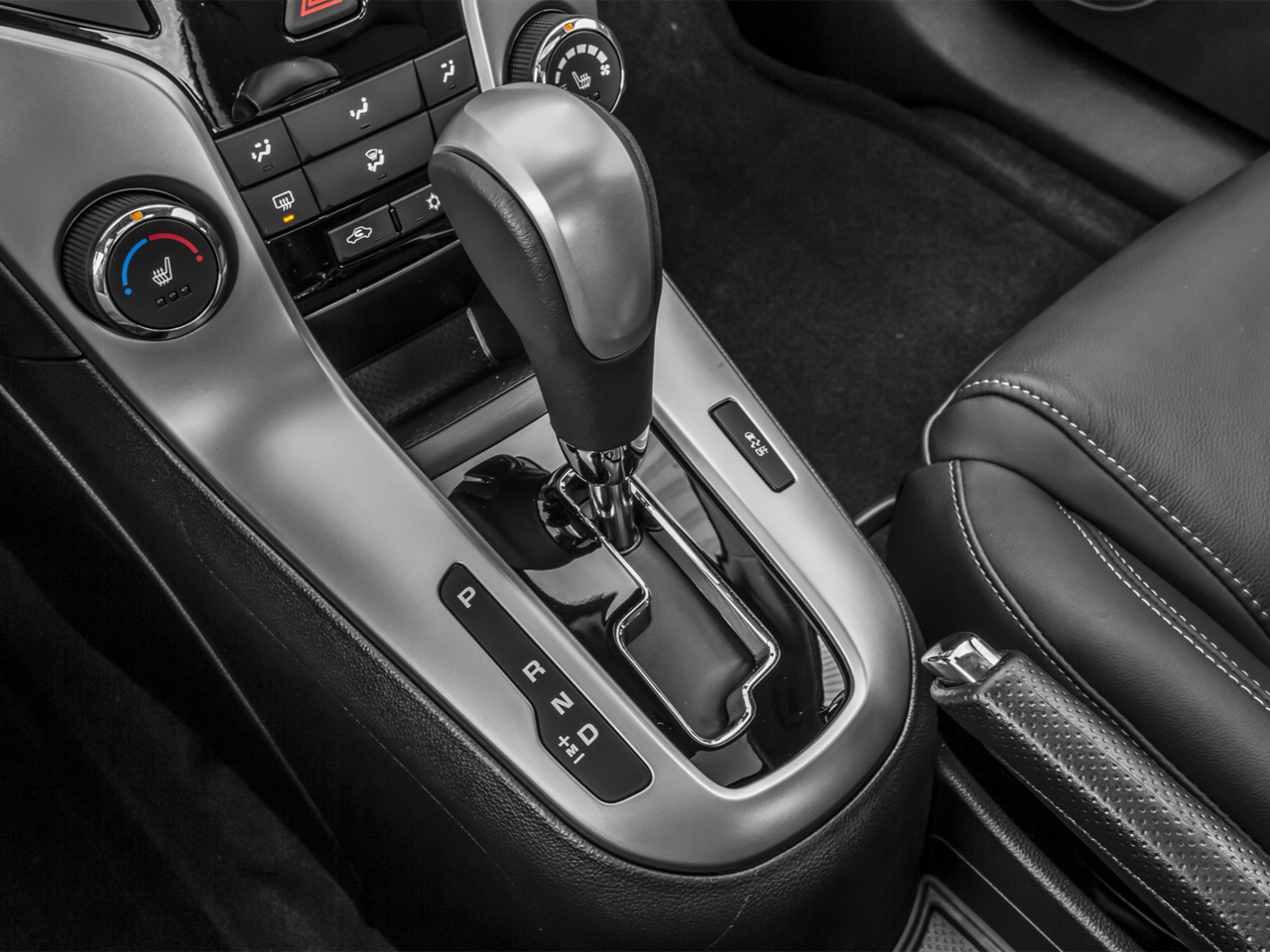 2016 Chevrolet Cruze Limited 2LT Sedan 4D