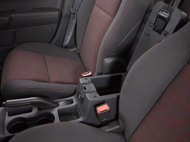 2011 Dodge Caliber Uptown Sport Wagon 4D