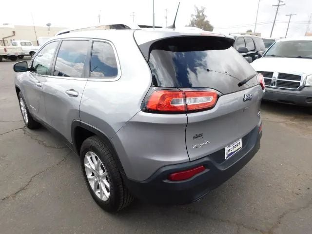 2016 Jeep Cherokee Latitude Sport Utility 4D