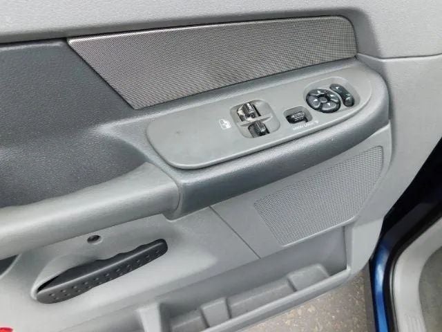 2008 Dodge Ram 1500 Regular Cab SXT Pickup 2D 6 1/4 ft