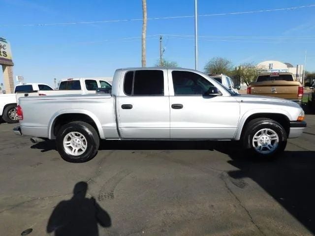 2004 Dodge Dakota Quad Cab SXT Pickup 4D 5 1/2 ft