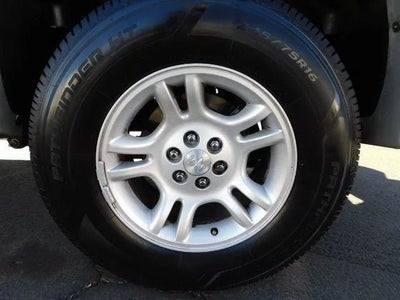 2004 Dodge Dakota Quad Cab SXT Pickup 4D 5 1/2 ft