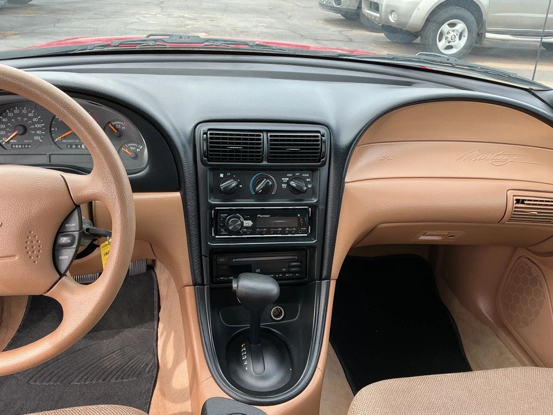 1998 Ford Mustang Convertible 2D