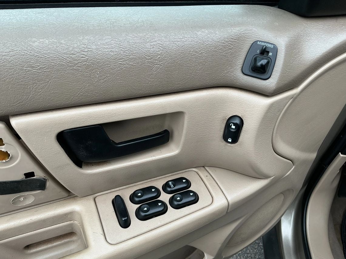 2006 Ford Taurus SEDAN 4-DR SE