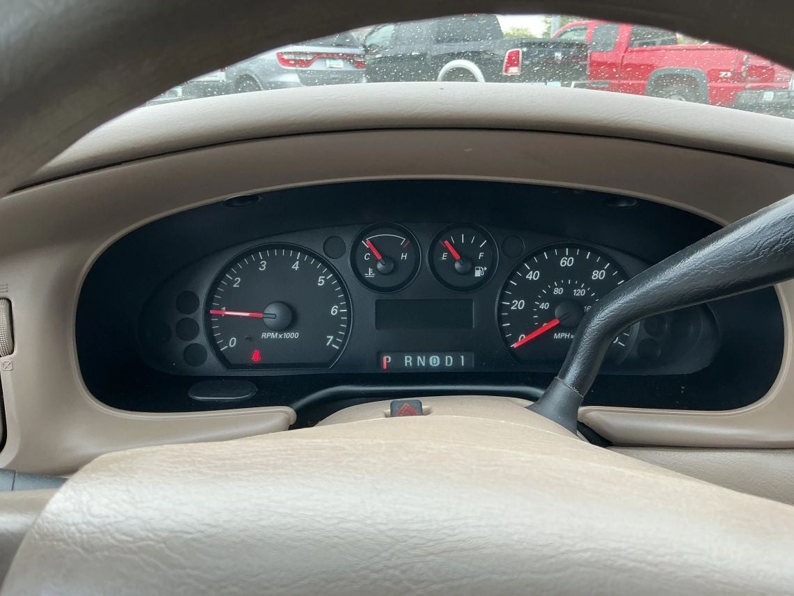 2006 Ford Taurus SEDAN 4-DR SE