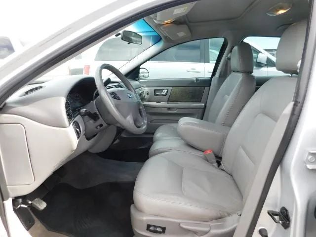 2001 Ford Taurus SEL Sedan 4D