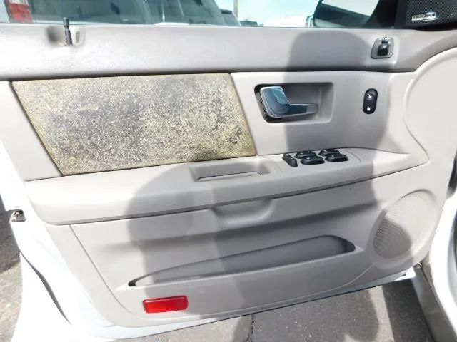 2001 Ford Taurus SEL Sedan 4D