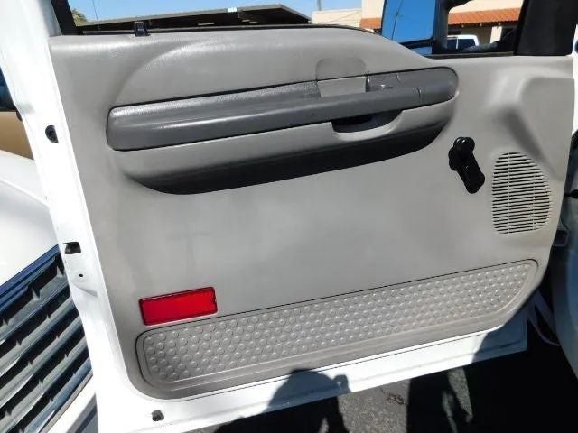 2000 Ford F450 Super Duty Regular Cab & Chassis 141" WB