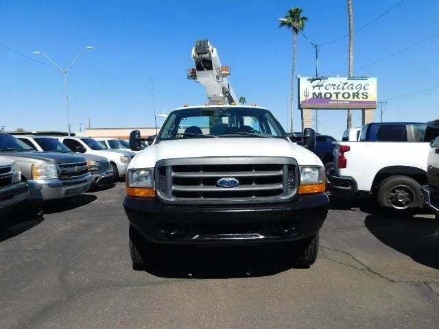 2000 Ford F450 Super Duty Regular Cab & Chassis 141" WB