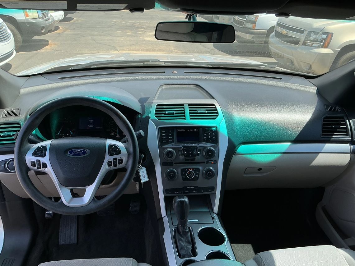 2014 Ford Explorer .