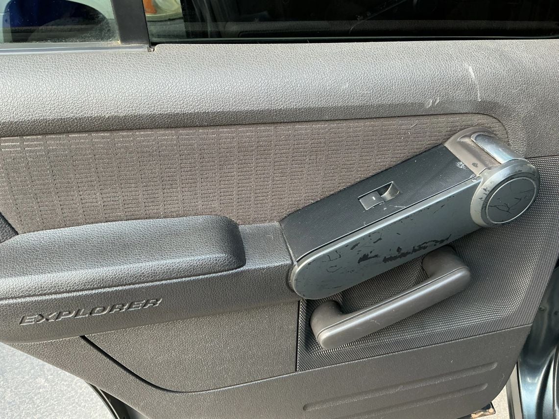 2010 Ford Explorer XLT Sport Utility 4D