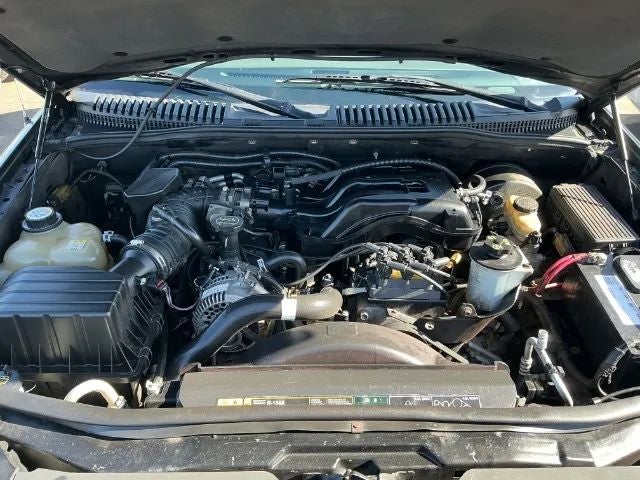 2004 Ford Explorer XLS Sport SUV 4D