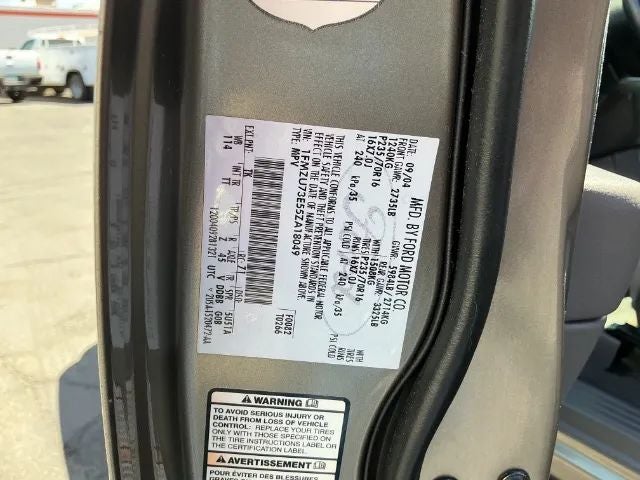 2005 Ford Explorer XLT Sport SUV 4D