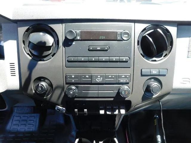 2012 Ford F250 Super Duty Crew Cab XL Pickup 4D 6 3/4 ft