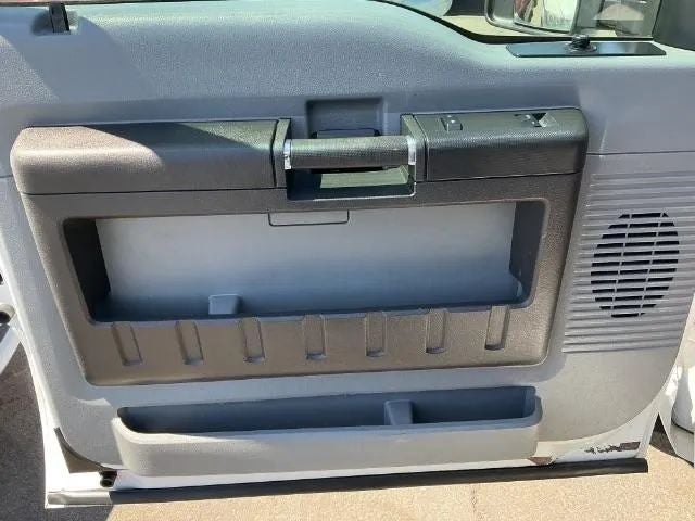 2012 Ford F250 Super Duty Super Cab XL Pickup 4D 8 ft