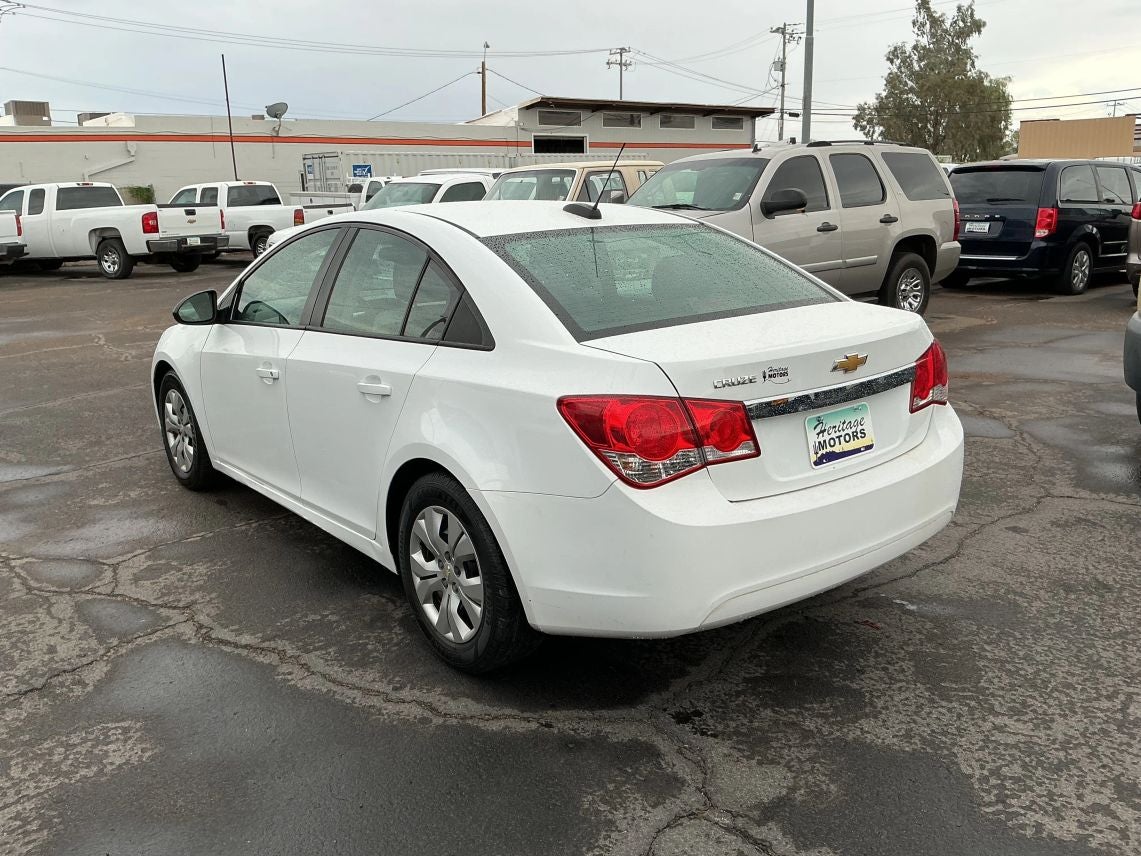 2015 Chevrolet Cruze Sedan LS Auto