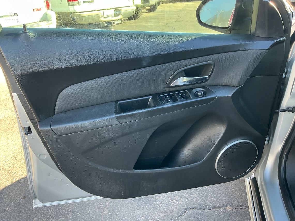 2012 Chevrolet Cruze LT Sedan 4D