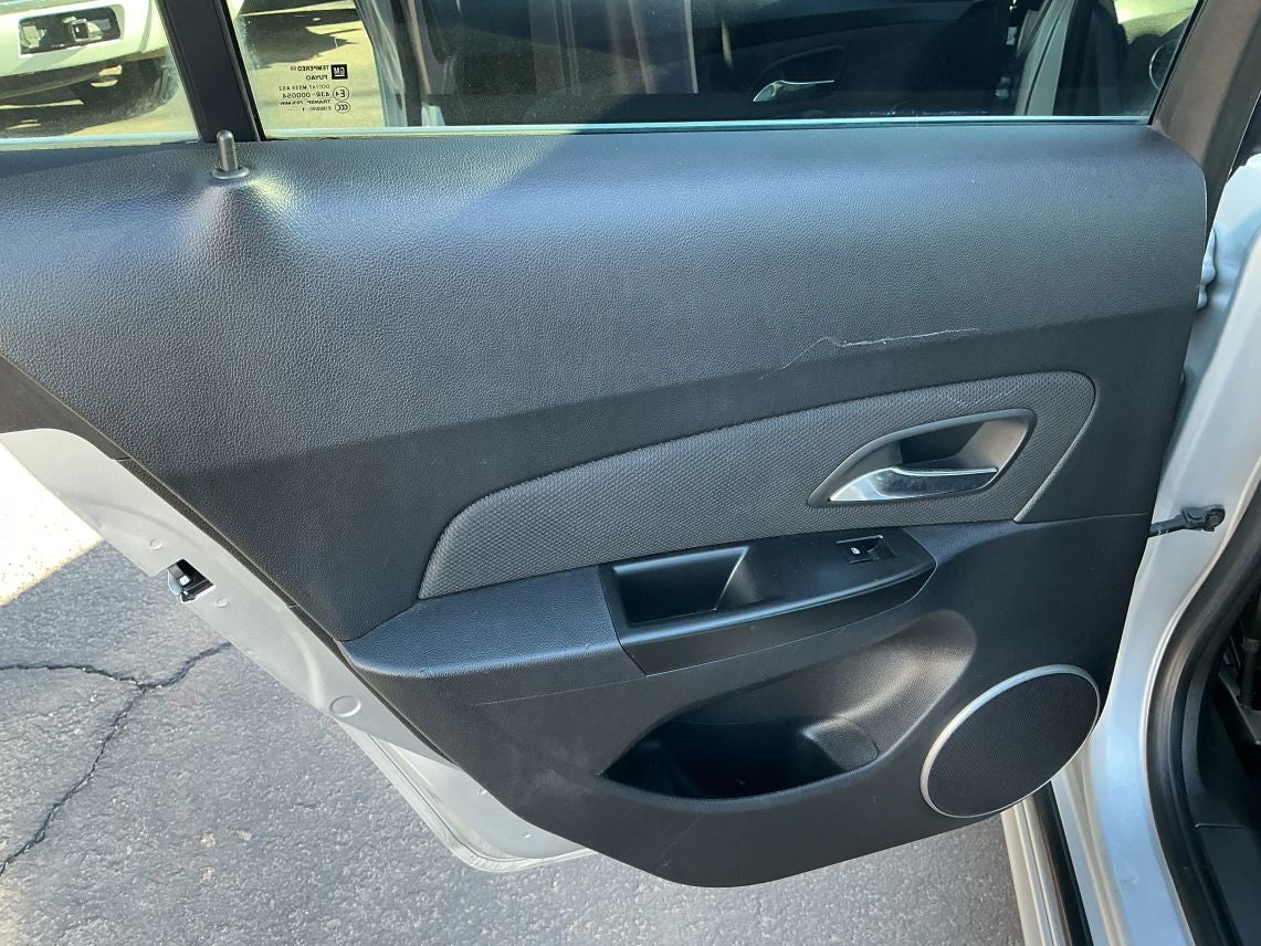 2012 Chevrolet Cruze LT Sedan 4D