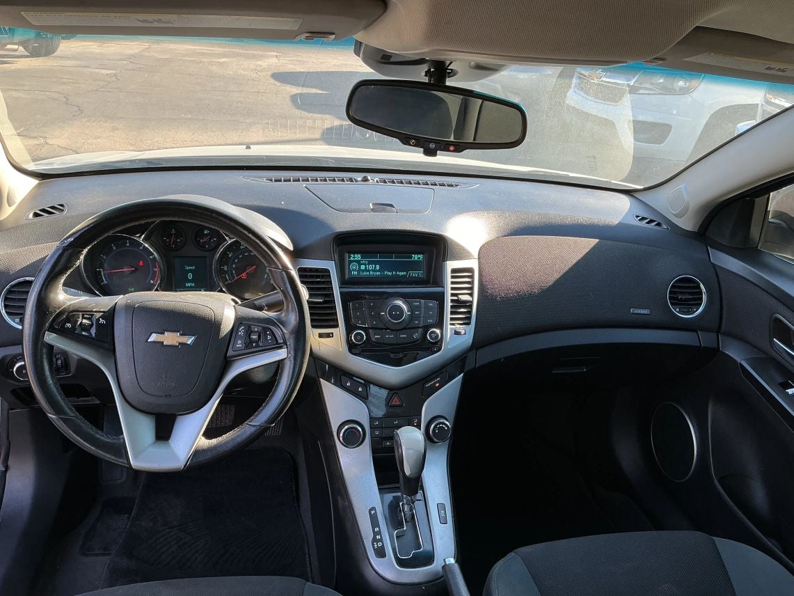 2012 Chevrolet Cruze LT Sedan 4D