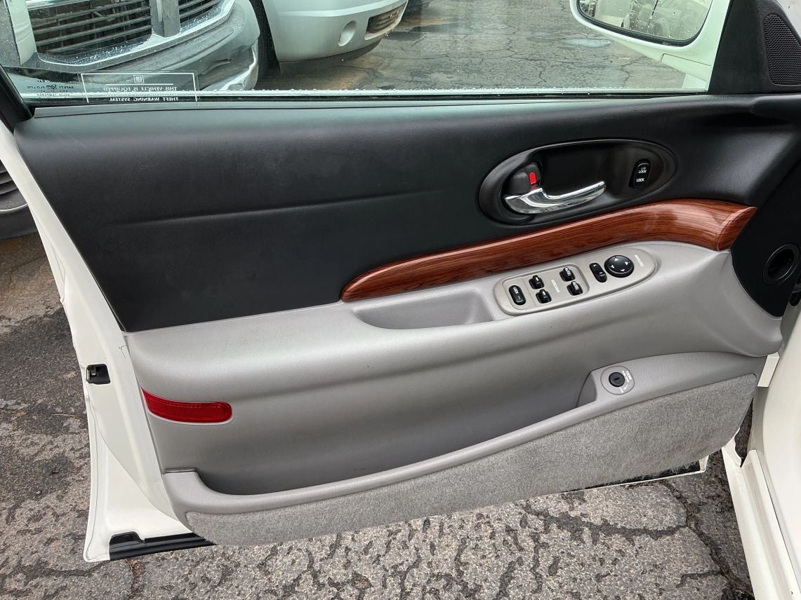 2004 Buick LeSabre SEDAN 4-DR Custom