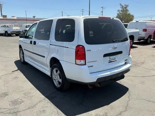 2008 El Dorado IC Minivan 4D