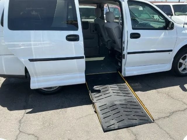 2008 El Dorado IC Minivan 4D