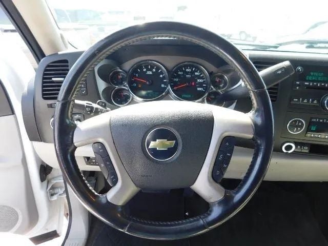 2011 Chevrolet Silverado 2500 HD Extended Cab LT Pickup 4D 6 1/2 ft