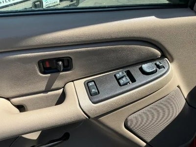 2005 Chevrolet Silverado 1500 Extended Cab Z71 Pickup 4D 6 1/2 ft