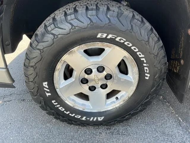 2005 Chevrolet Silverado 1500 Extended Cab Z71 Pickup 4D 6 1/2 ft