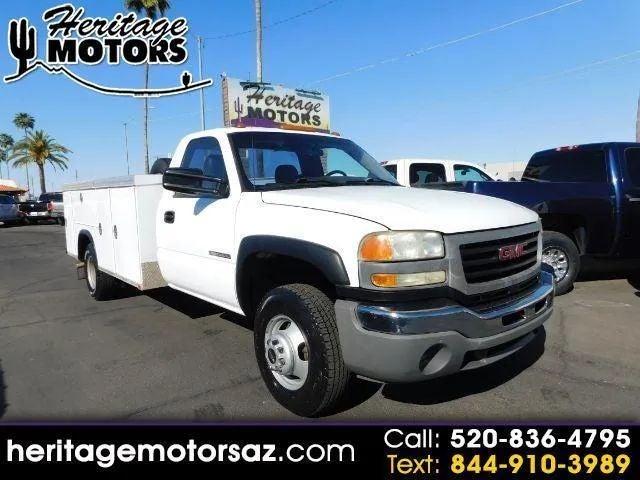 2005 GMC Sierra 3500 Regular Cab & Chassis 161.5" W.B. 2D