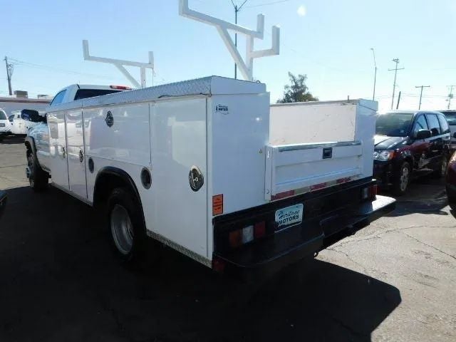 2005 GMC Sierra 3500 Regular Cab & Chassis 161.5" W.B. 2D