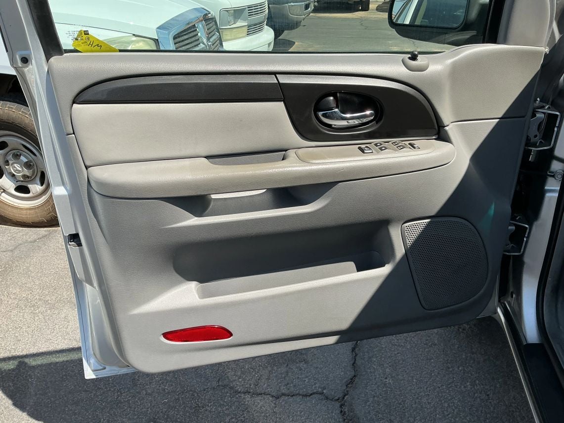 2008 GMC Envoy SLE Sport Utility 4D