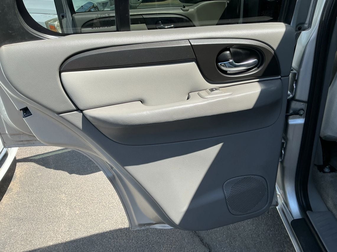 2008 GMC Envoy SLE Sport Utility 4D