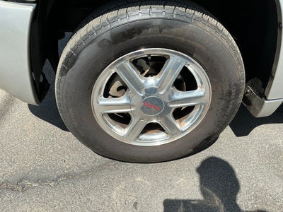 2008 GMC Envoy SLE Sport Utility 4D