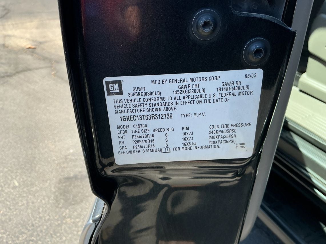 2003 GMC Yukon SLT Sport Utility 4D