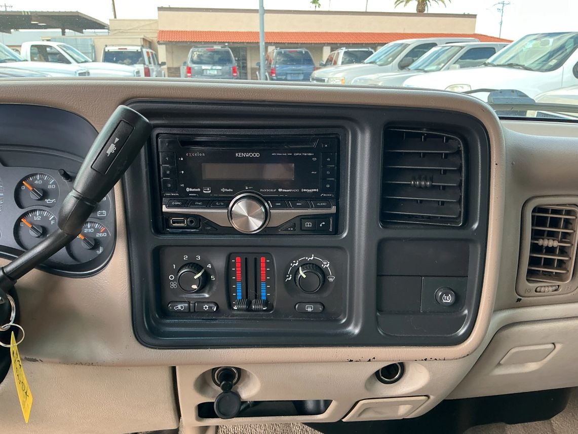 2003 GMC Yukon SLE Sport Utility 4D
