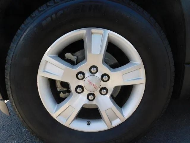 2008 GMC Acadia SLT Sport Utility 4D