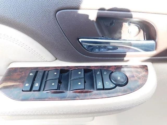 2008 GMC Yukon Denali Sport Utility 4D