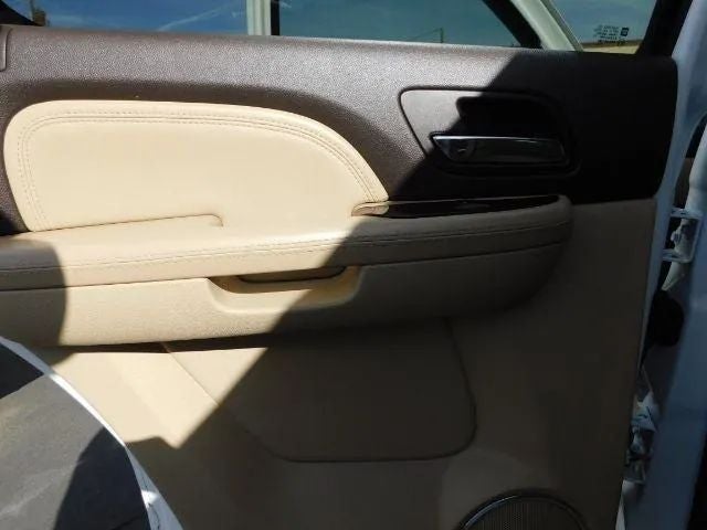 2008 GMC Yukon Denali Sport Utility 4D