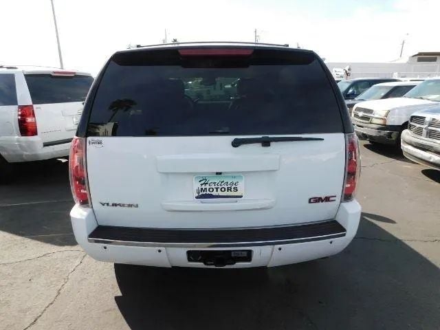 2008 GMC Yukon Denali Sport Utility 4D