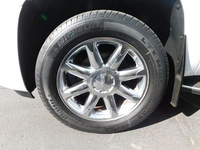 2008 GMC Yukon Denali Sport Utility 4D