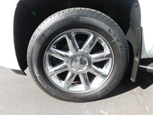 2008 GMC Yukon Denali Sport Utility 4D