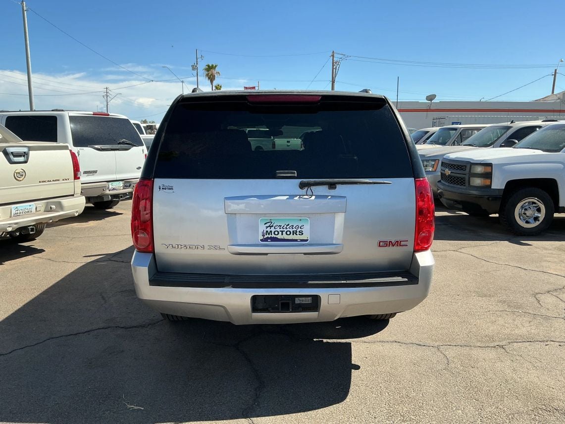 2011 GMC Yukon XL 1500 SLE Sport Utility 4D
