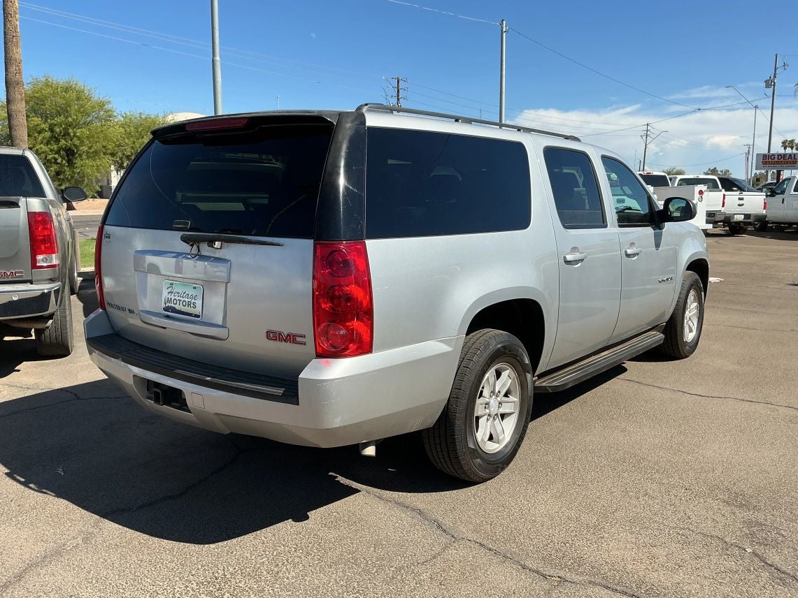 2011 GMC Yukon XL 1500 SLE Sport Utility 4D