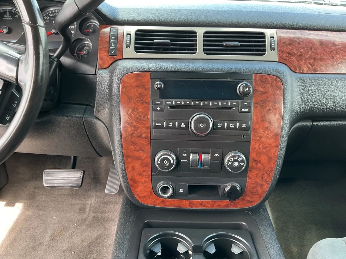 2008 Chevrolet Suburban 1500 Sport Utility LT