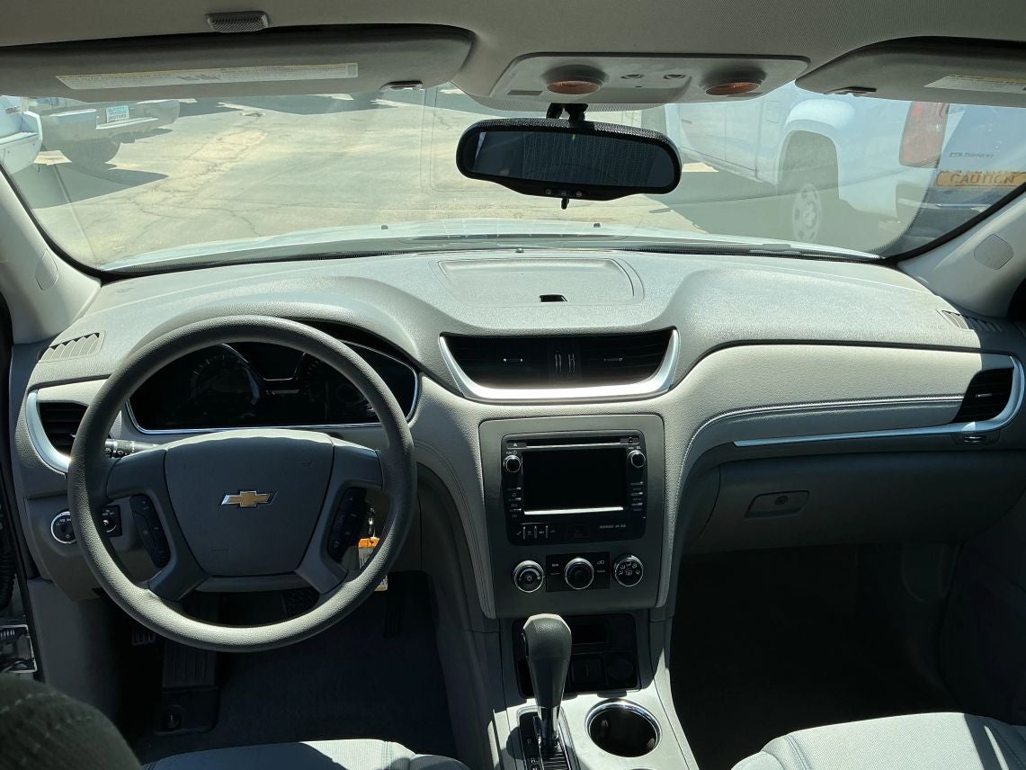 2016 Chevrolet Traverse Sport Utility LS