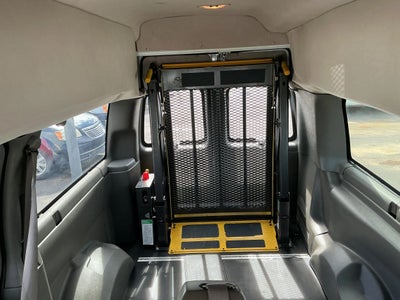 2011 Chevrolet Express 1500 Passenger Van LT
