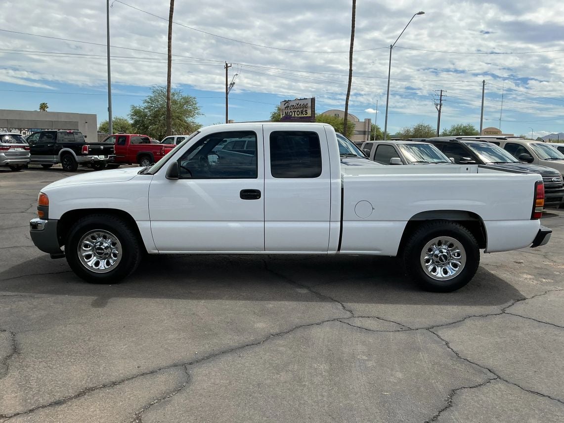 2006 GMC Sierra 1500 Extended Cab Work Truck Pickup 4D 6 1/2 ft