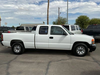 2005 GMC Sierra 1500 Extended Cab Work Truck Pickup 4D 6 1/2 ft