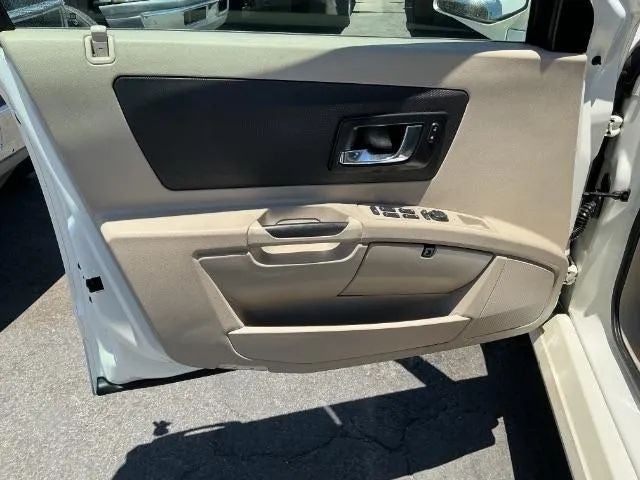 2004 Cadillac SRX Sport Utility 4D
